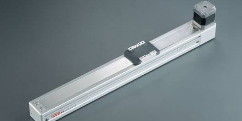 東佑達滑臺.jpg 東佑達滑臺.jpg