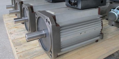 伺服電機(jī).jpg 伺服電機(jī).jpg